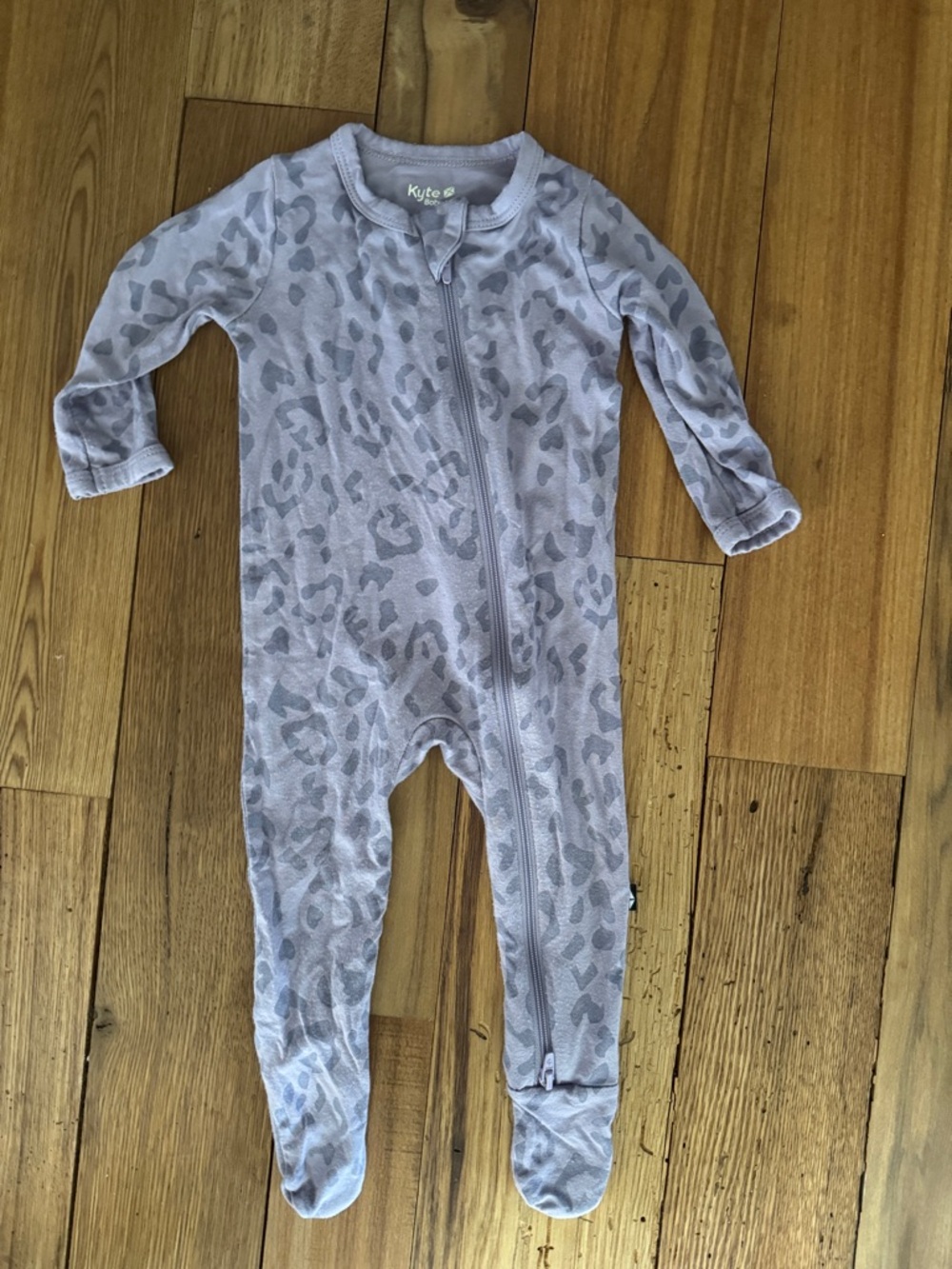 Kyte BABY Lavender Leopard Print Footed One-Piece